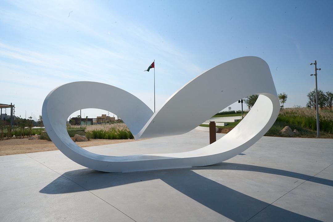 The Bespoke Process Behind The Best Luxury Art Consulting Services